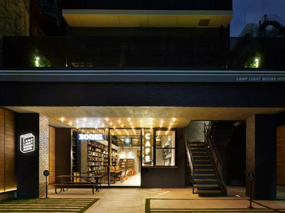 บริเวณภายนอก LAMP LIGHT BOOKS HOTEL ฟุกุโอกะและย่านโดยรอบ