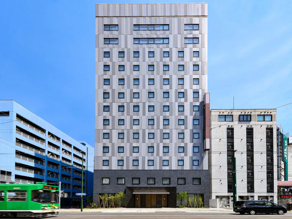 Vessel Hotel Campana Susukino โรงแรมภายนอก, ที่พักสำหรับครอบครัวในซัปโปโรสามารถประเมินค่ามื้อเย็นในชิโอะโนะและห้องสำหรับสี่คนได้