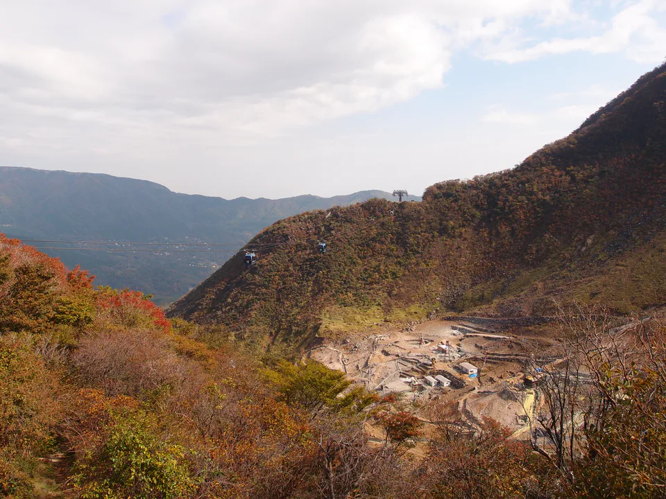ฮาโกเนะใบไม้เปลี่ยนสีไปช่วงไหนดี? Lake Ashi, Gora หรือ Sengokuhara ด้วยแผนตามระดับความสูง