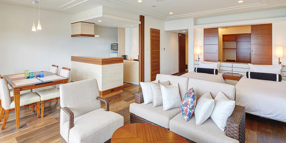 Ala Mahaina Condo Hotel คุ้มไหม?｜ห้อง 55 ตร.ม. + ครัว เหมาะกับพักโมโตบุ 2–3 คืน