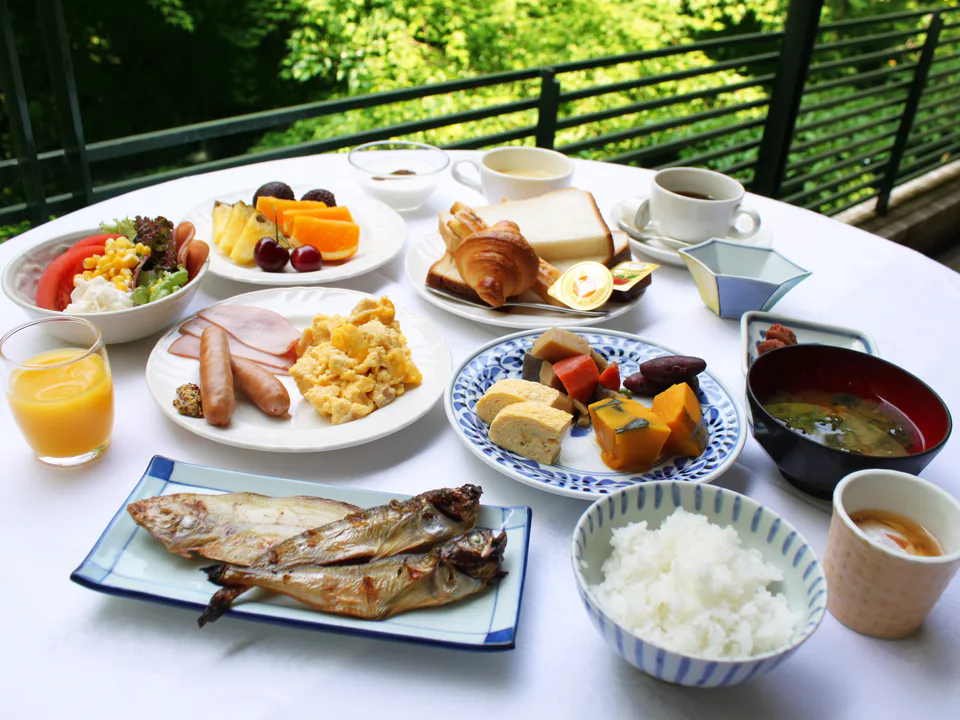 คิโนซากิออนเซ็นควรจอง 1 คืน 2 มื้อไหม? เทียบ Half Board กับ Room Only จากเวลาถึงจริง