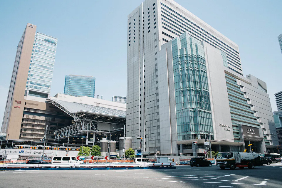 Osaka Station City เหมาะเป็นฐานหลัง Osaka Castle Hall เมื่อวันถัดไปยังใช้ JR ต่อ